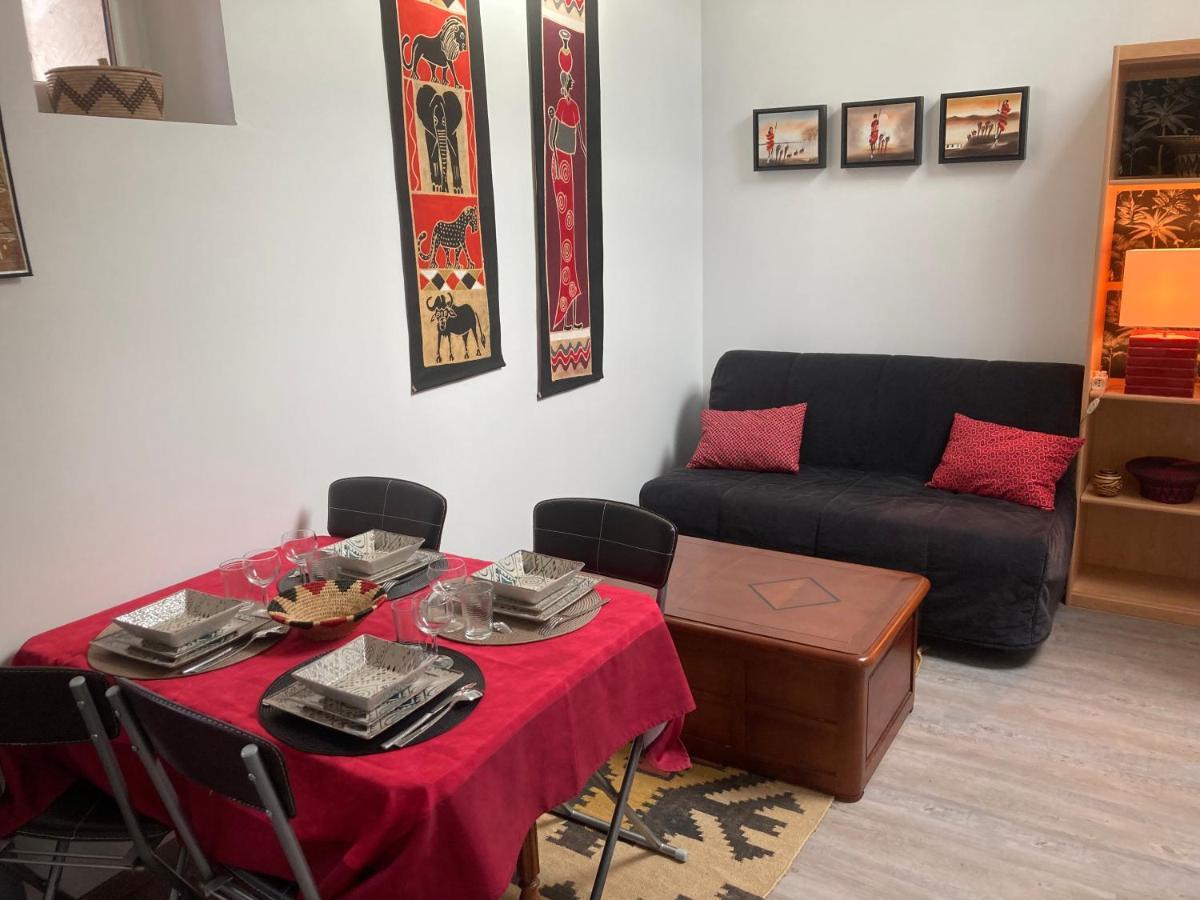 Chambre D'Hotes Les Roches Corme-Royal 外观 照片
