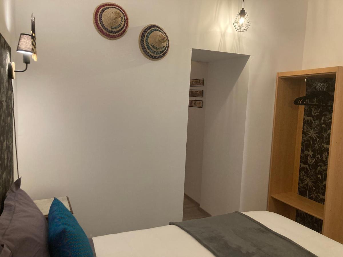 Chambre D'Hotes Les Roches Corme-Royal 外观 照片