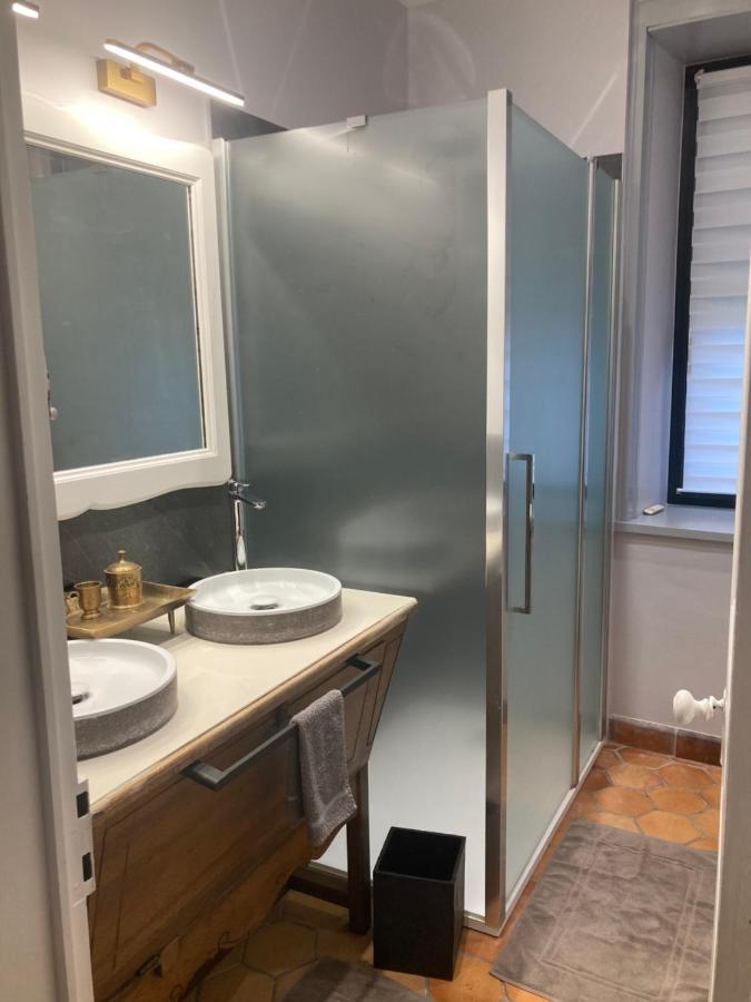 Chambre D'Hotes Les Roches Corme-Royal 外观 照片